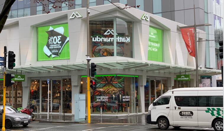 C3商業(yè)廣告LED透明屏 C3商業(yè)廣告LED透明屏